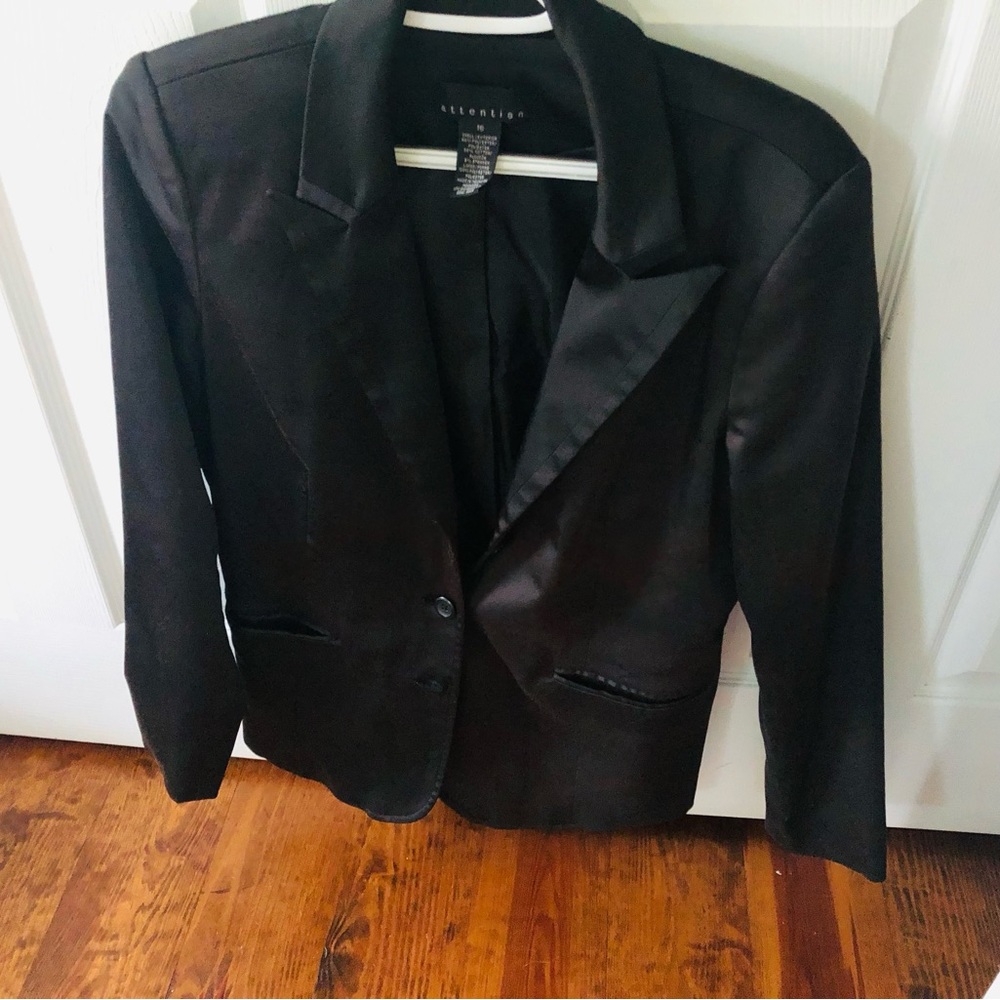 Women’s black shiny blazer/jacket sz.16
